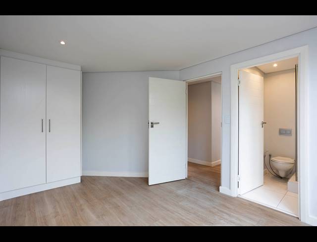 2 BEDROOM APARTMENT FOR SALE IN CLAREMONT UPPER